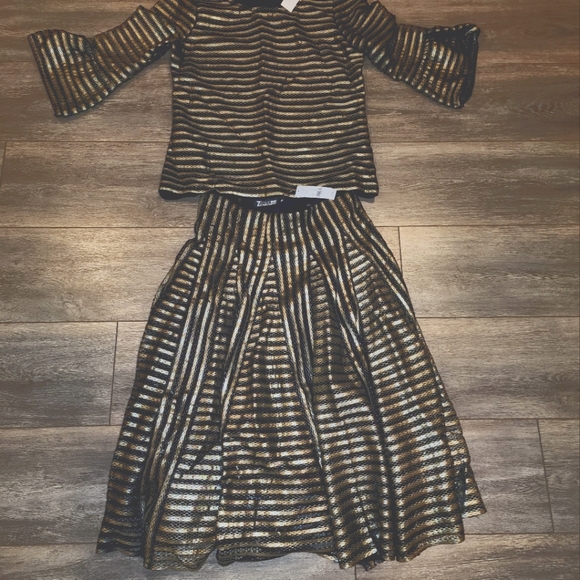 Shirt and skirt set - Picture 3 of 8